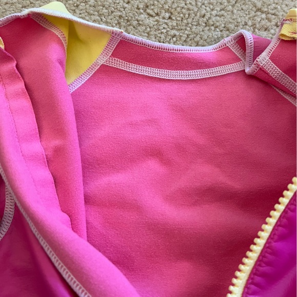 UV protection swimsuit/wetsuit - Picture 4 of 12